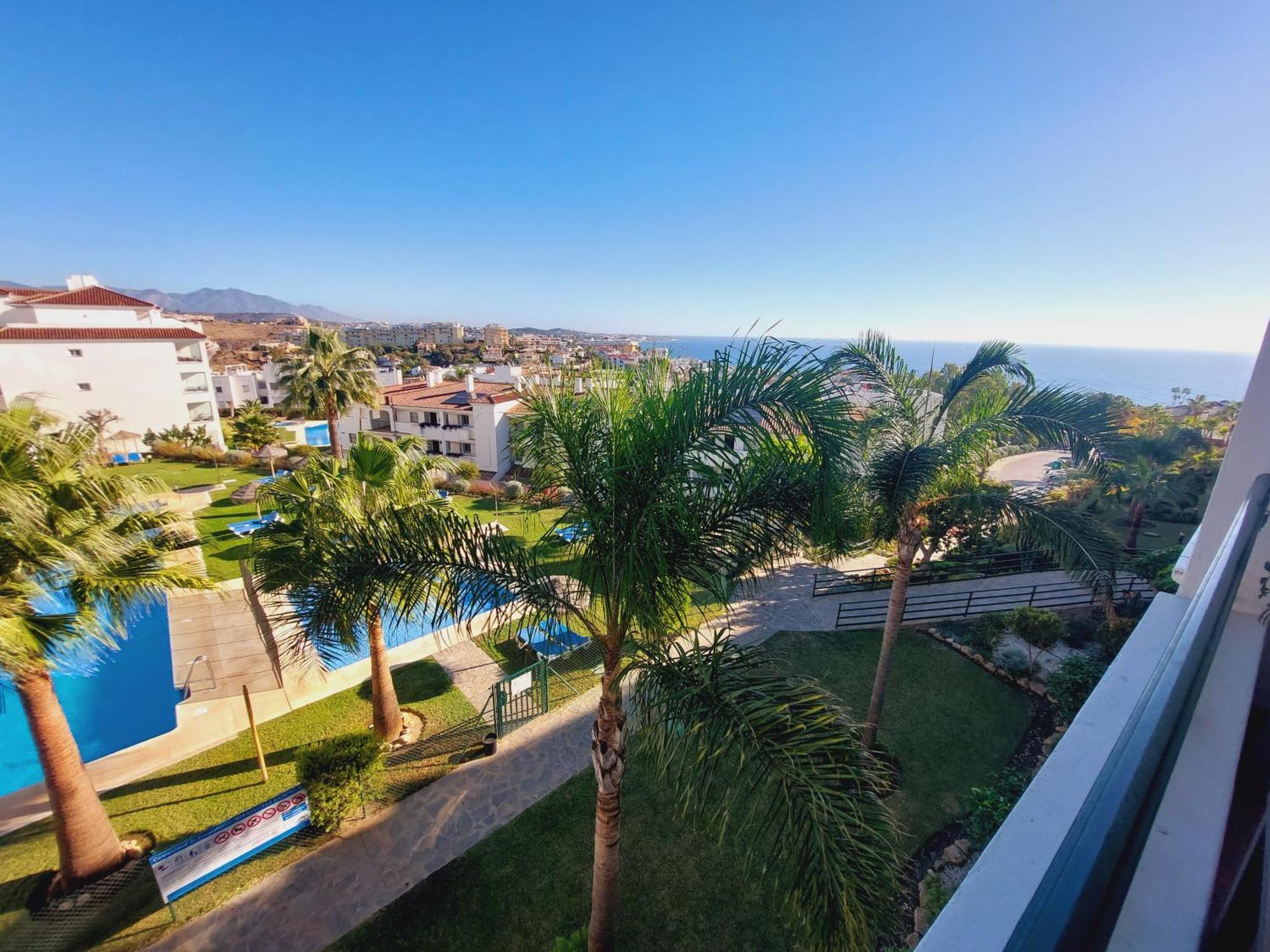 Beautiful Apartment Sea&Mountains Views La Cala De Mijas Eksteriør bilde